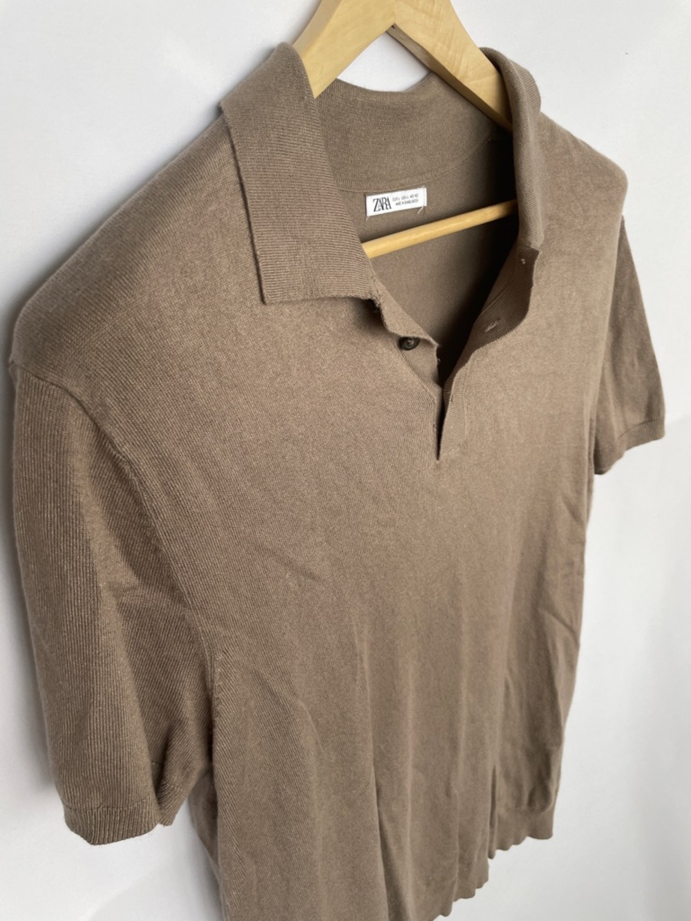 Zara Short-Sleeve Polo in Taupe Brown Size L